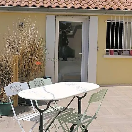 Le Patio En - D'hotes Bed & Breakfast Narbona