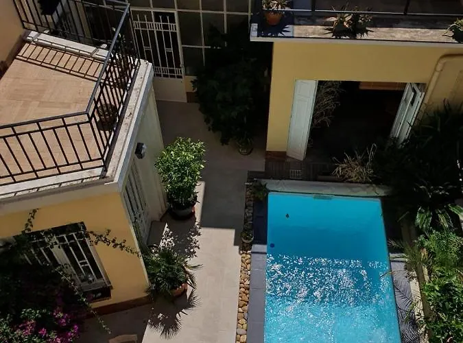 B&B Le Patio En - D'hotes 나르본